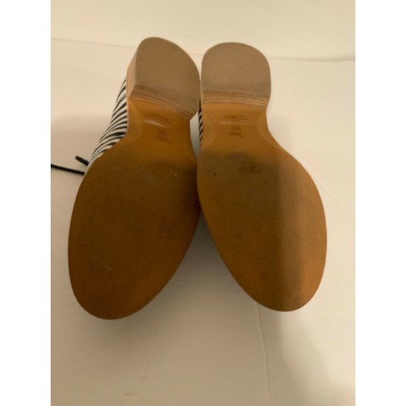 Women’s Gap stripe Blue and white size 6 women’s Oxford shoe - Picture 5 of 5